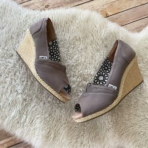 Tom’s Classic Canvas Grey Peep-toe Wedge Heels